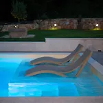 Villa Pearl