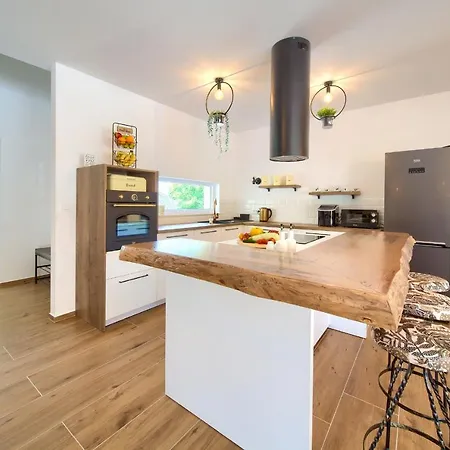 Pearl Villa *