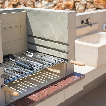 Pearl Vilă Gostinjac